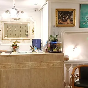https://hotel-relax.fr-provencehotel.com
